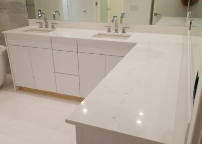 bathroom countertop white quartz_fine grey veins Boca Raton